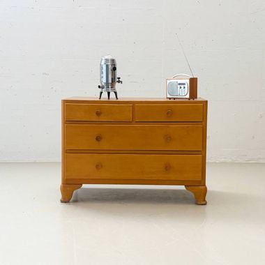 Comodino vintage con 3 cassetti
