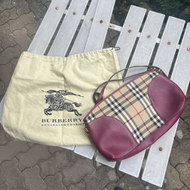 Authentische, ungetragene Burberry Horseferry Small Bag