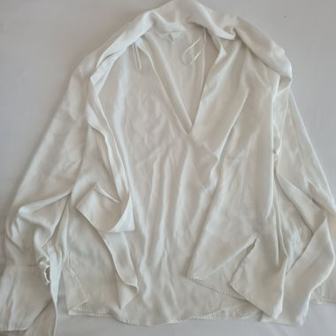 Blusa bianca fluida