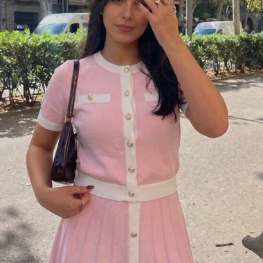 Ensemble jupe et haut rose