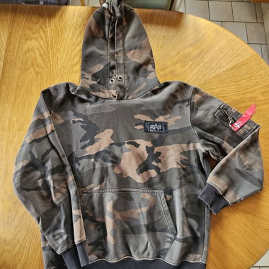 Felpa con cappuccio camouflage Alpha Industries