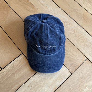 Cappellino ricamato Love Me Two Times blu