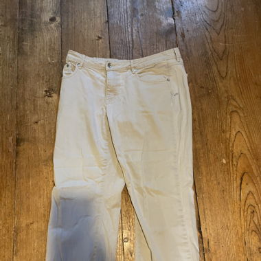 Beige Hose