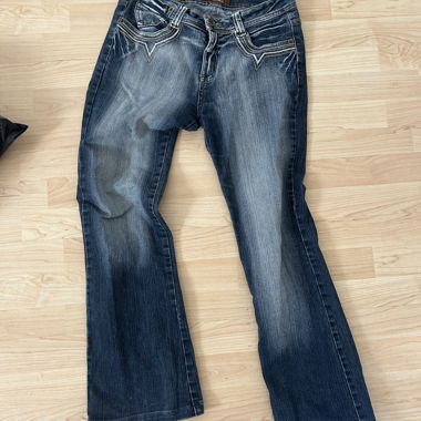 Low-rise Jeans