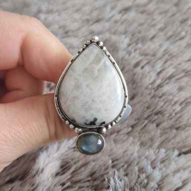 Bague boho avec labradorite et pierre de lune