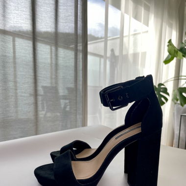 High Heels Black
