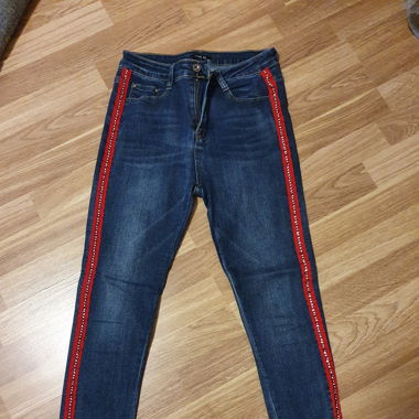 Jeans avec strass