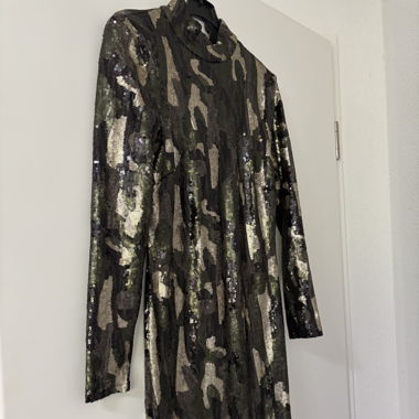 Kleid ZARA