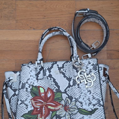 Guess Tasche