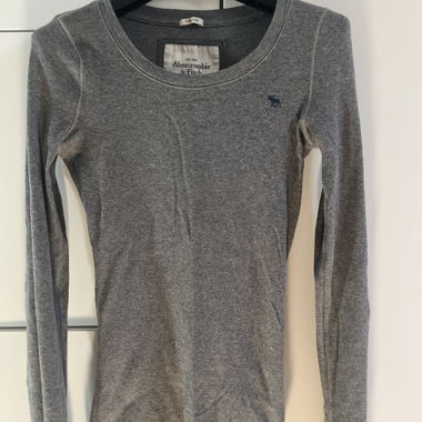 Abercrombie&Fitch Y2K grey long sleeve top