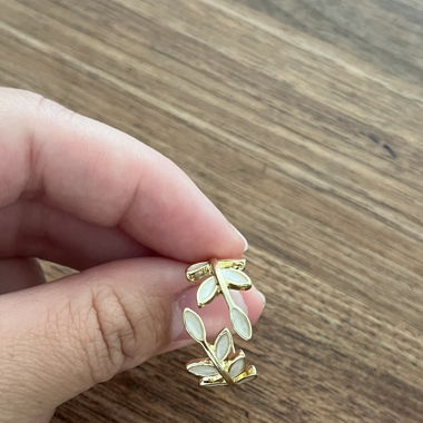 Golden Finger Ring