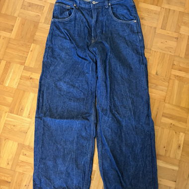 Bershka Raw Denim Jeans Blau