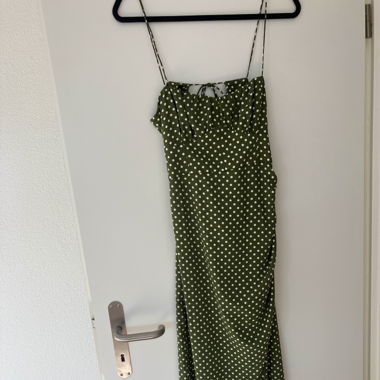 Dress Zara Size M - Never worn 