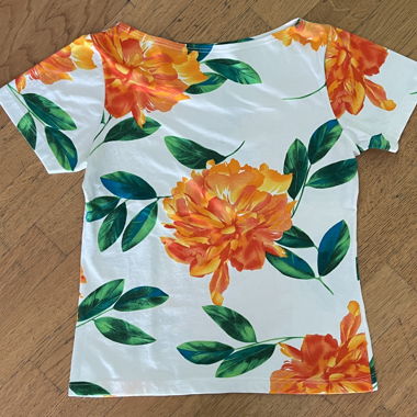 Floral T-Shirt Size M