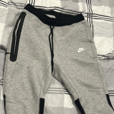 nike tech
