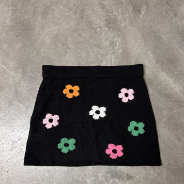 Rock Blumen schwarz / bunt
