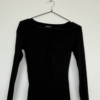 Shirt mit schönem Ausschnitt