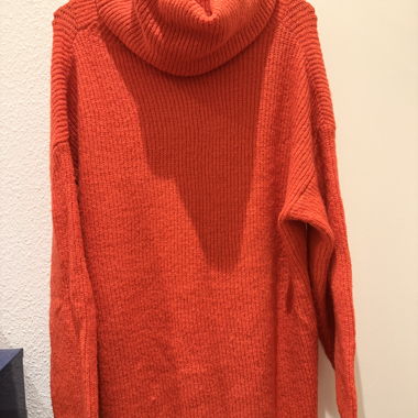 Pulls et divers vêtements 