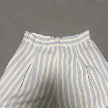 Shorts / size EU 38