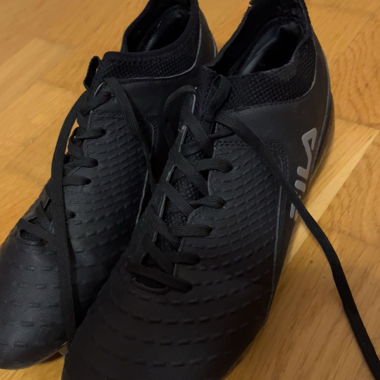Football boots for men