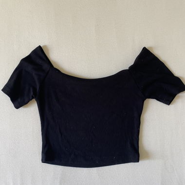 Top corto nero