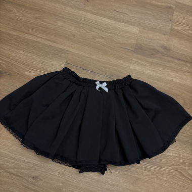 short skirt
