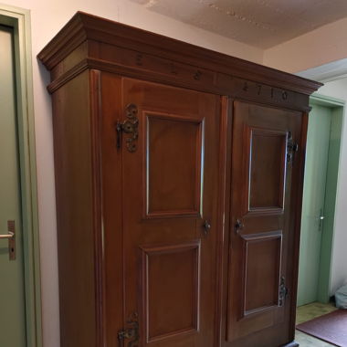 Armoire Vaudoise 18e siècle