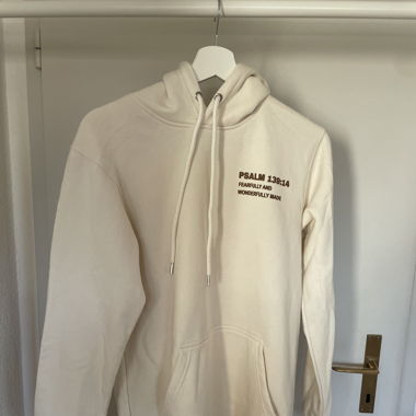 Hoodie „GOD’S WORK“ mit Psalm 139:14 Print