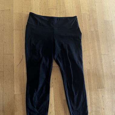 Schwarze Leggings 