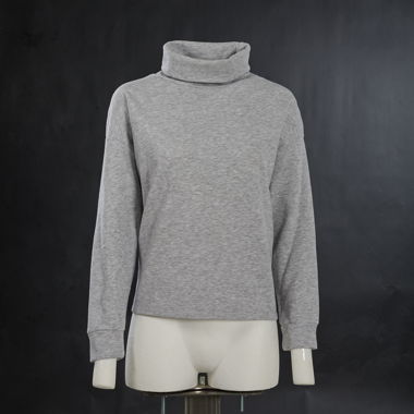 Jaqueline-de-Yong_Pullover