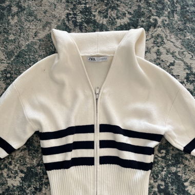 Zara Pullover 