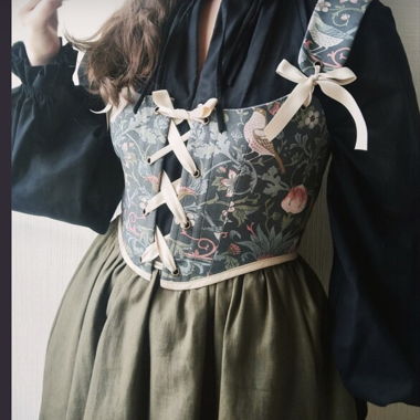 Floral Lace-Up Corset Top grey pink
