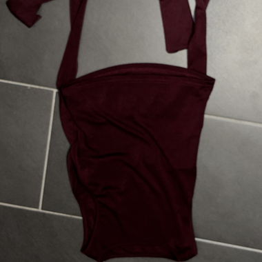 Bordeaux Crop Top mit Bindeband