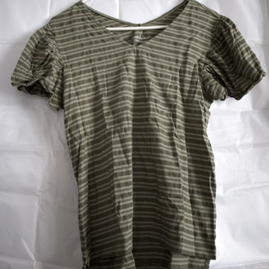 gestreiftes Shirt
