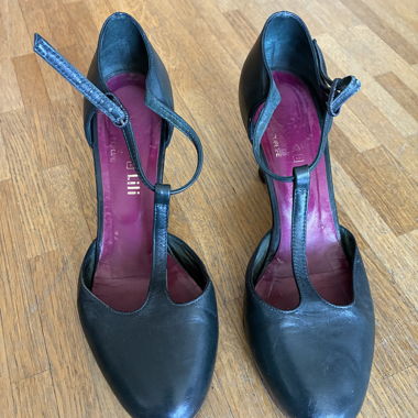 Schuh mit Absatz Antoine et Lili dunkelgrün