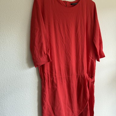 Bel miniabito in georgette spessa