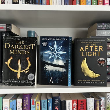 The Darkest Minds (trilogy) - Alexandra Bracken