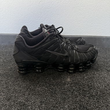 Black Nike Shox Sneakers