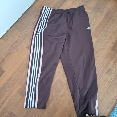 Sports pants