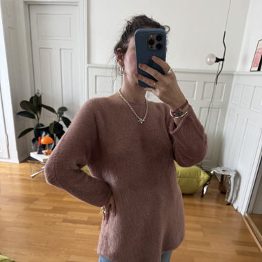 Minimalistic beige sweater