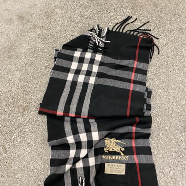 Sciarpa nera in cashmere