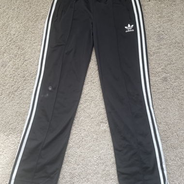 Pantaloni da allenamento Adidas neri
