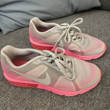 Nike Air Max Sneakers