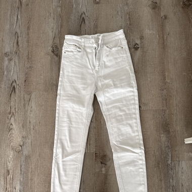 Weisse Jeans Stradivarius