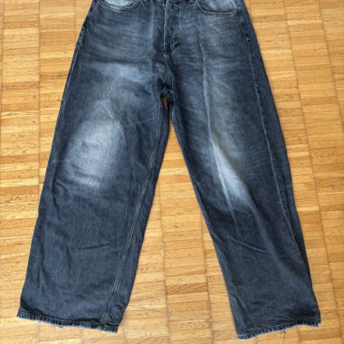 Weekday Loose Baggy Jeans