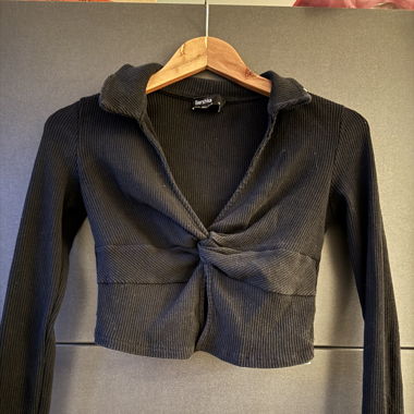 Pull noir