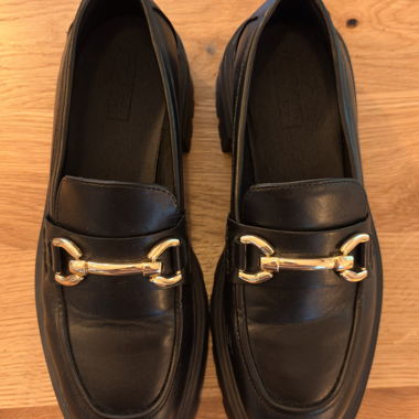 Platform moccasins