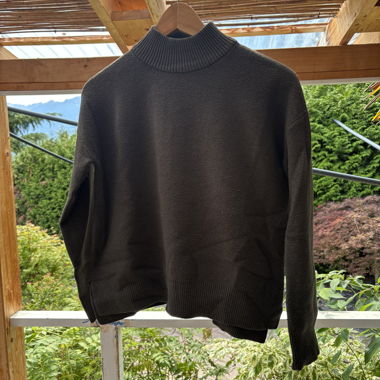 Pullover mit Kragen