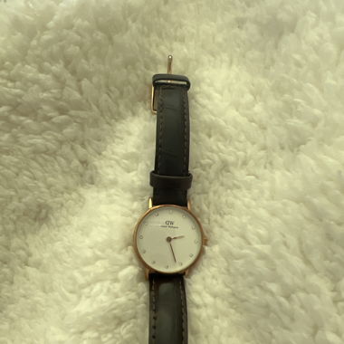 Daniel Wellington Uhr Originalpreis über 150.-