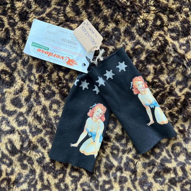 y2k/mall goth rockabilly handwarmers